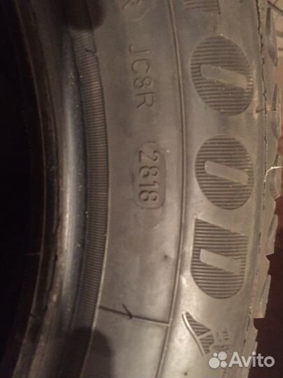 Goodyear Ultragrip Ice Arctic 215/55 R17