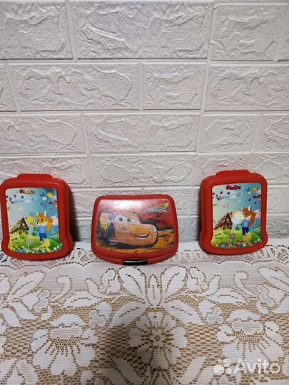 Детская посуда и контейнеры