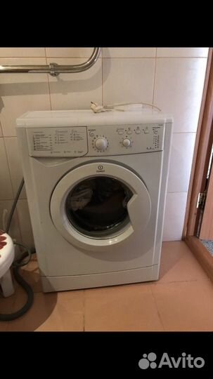 Машинка indesit