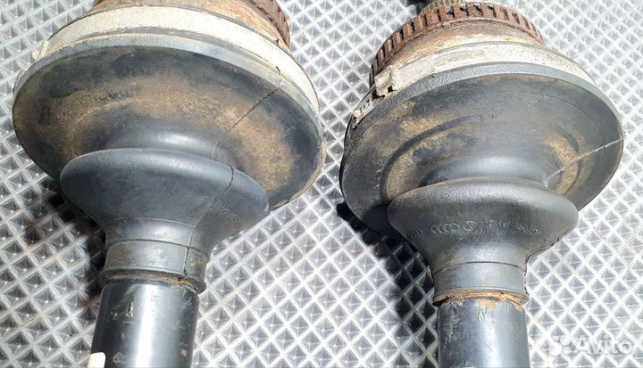 Полуось задняя Audi A6 C5 Allroad