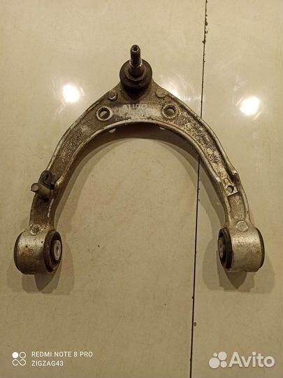 Рычаг подвески(передний левый верхний)