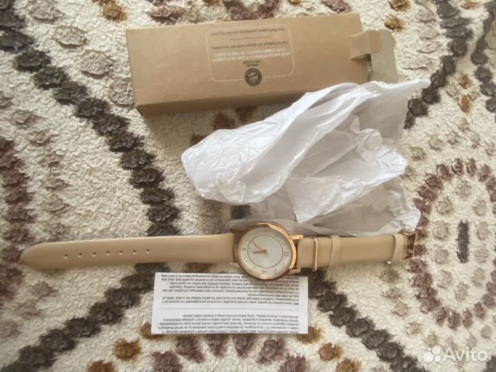 Часы yves rocher