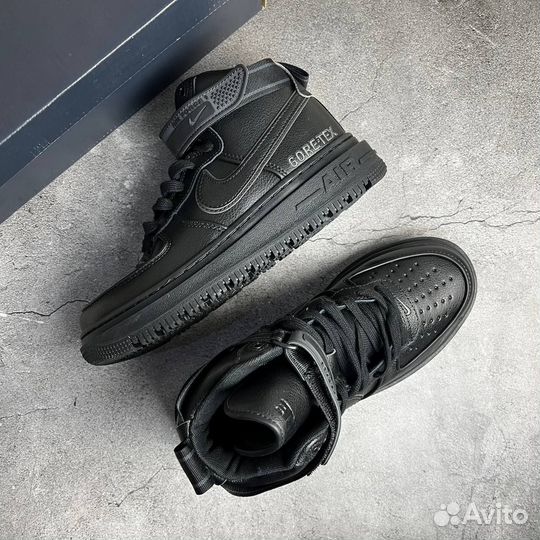 Кроссовки Nike Gore -Tex