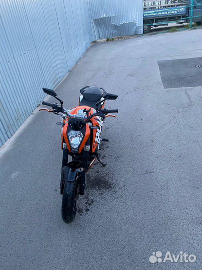 Ktm duke 200