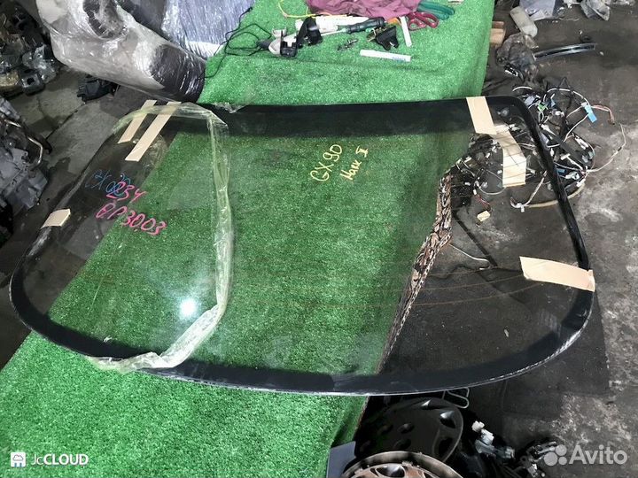 Заднее стекло на toyota mark II GX90 1GFE