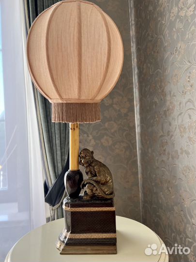 Лампы настольные с фарфоровым основанием