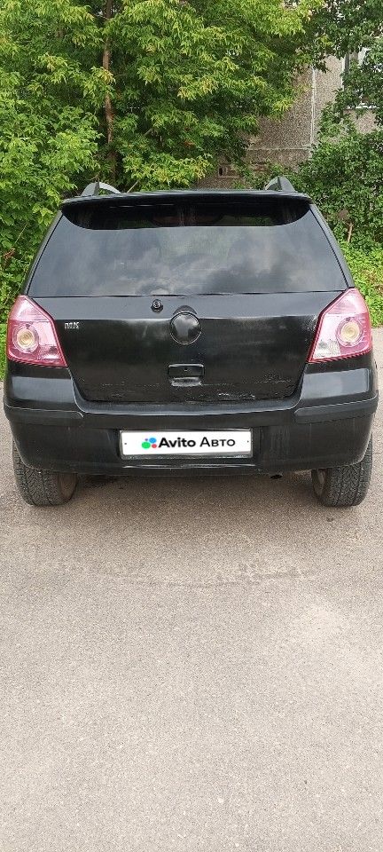 Geely MK Cross: фото владельца