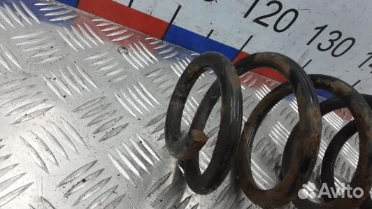 Пружина задняя volkswagen tiguan 1 (8AD18MG02)