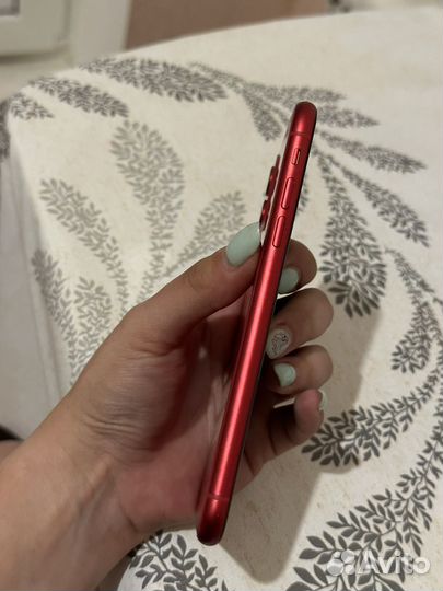 iPhone 11 product red 128