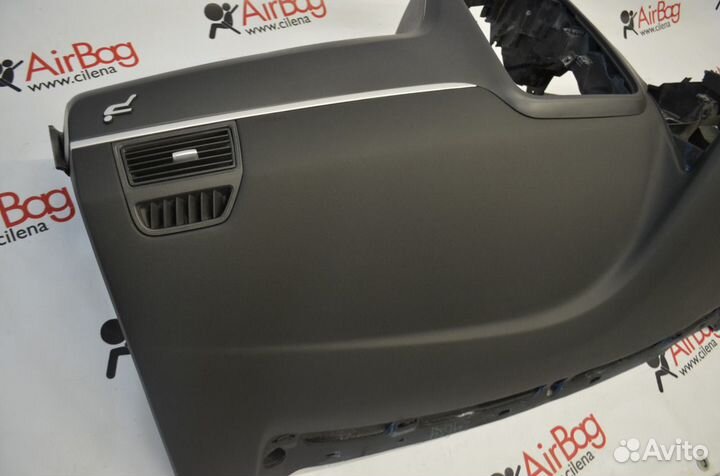 Торпедо панель приборов Fiat Punto