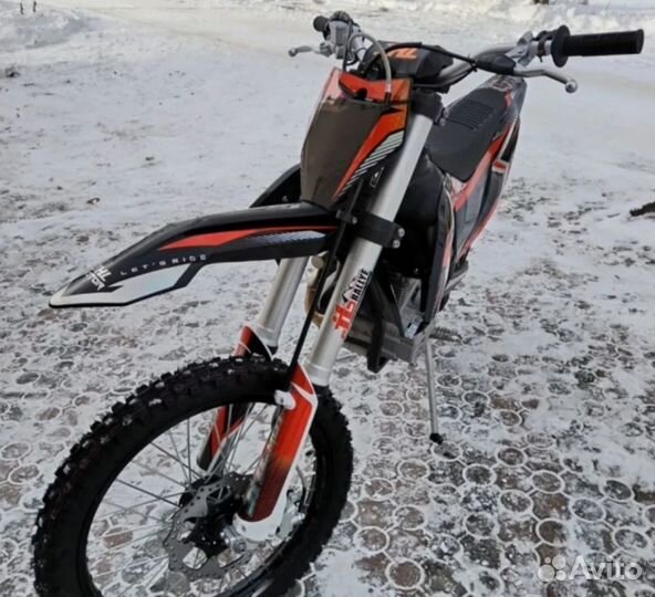 Мотоцикл jhlmoto LX2 CB250 (172FMM-3A)