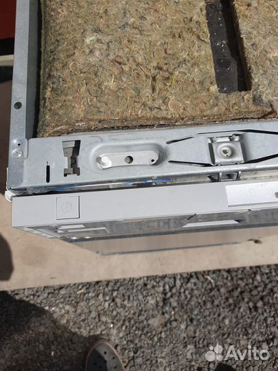 Встраиваемая посудомоечная машина Zanussi zdts 300