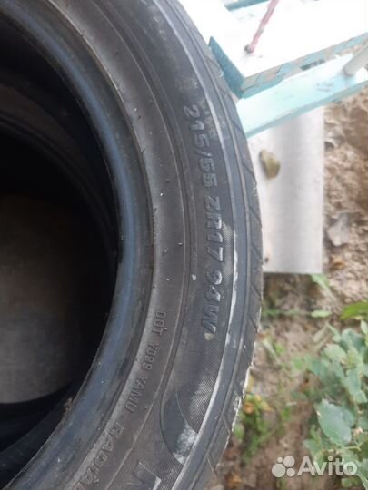 Continental ContiPremiumContact 5 215/55 R17 и 215/55 R17 33M