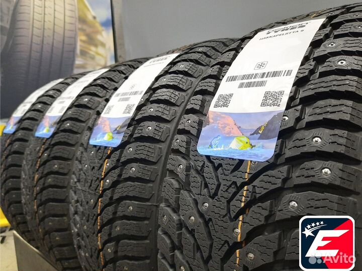 Nokian Tyres Hakkapeliitta 9 285/40 R22 110T