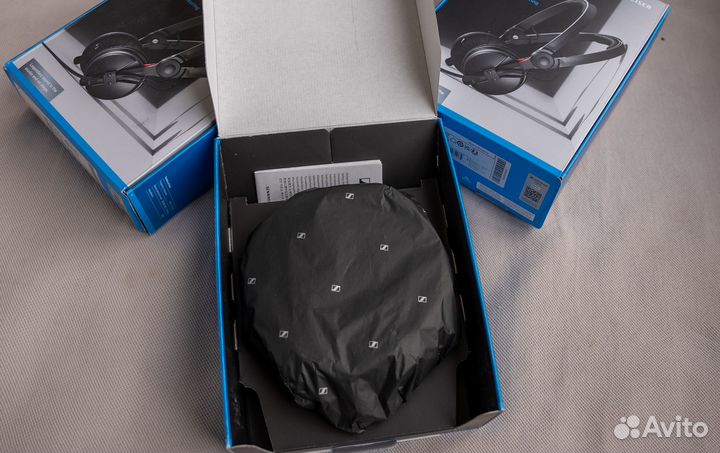 Продам наушники Sennheiser hd 25