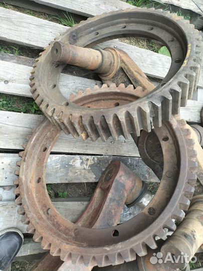 Шестерня чтз Т-130 бу