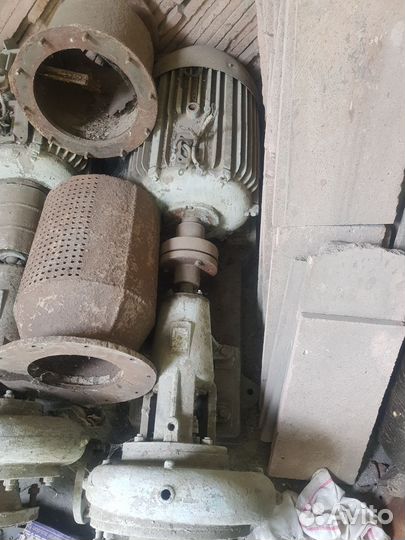 Насос водяной центробежный