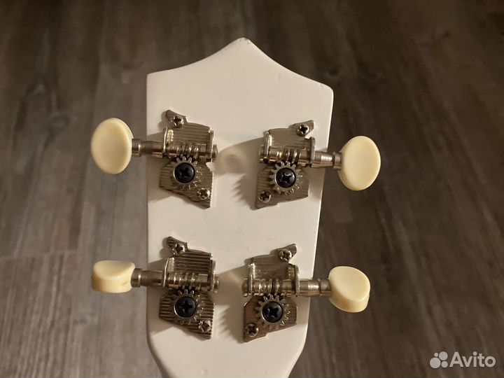 Укулеле fabio