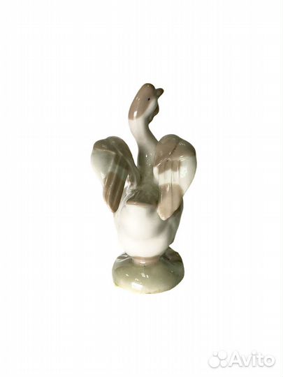 Статуэтка Гусь