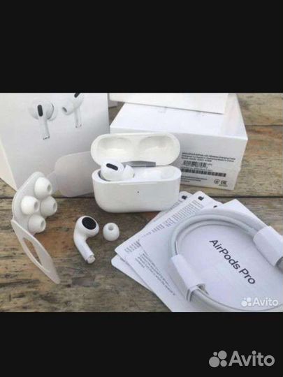 Беспроводные наушники apple airpods