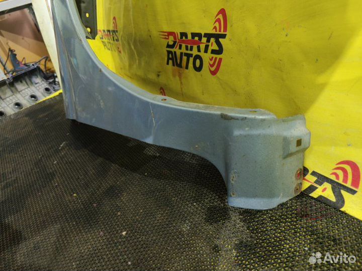 Крыло переднее правое Mazda Demio DW3W