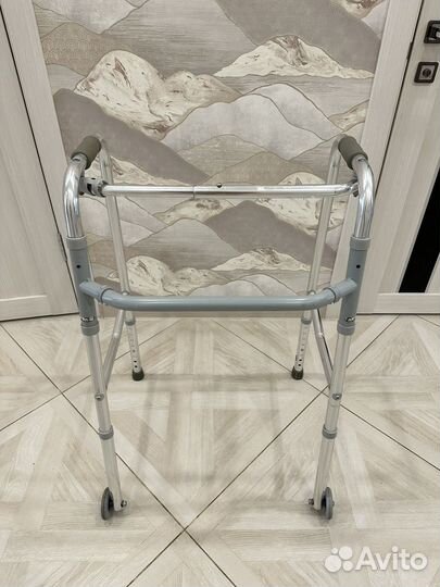 Ходунки для взрослых