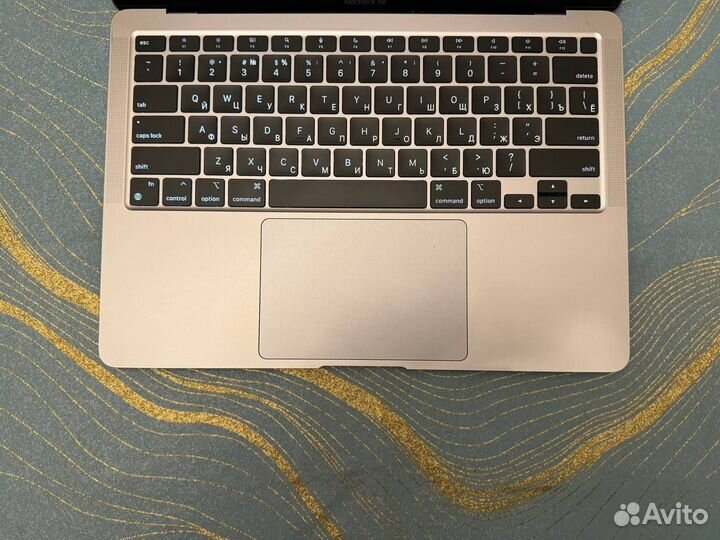 Apple MacBook Air M1 8/256, после залития