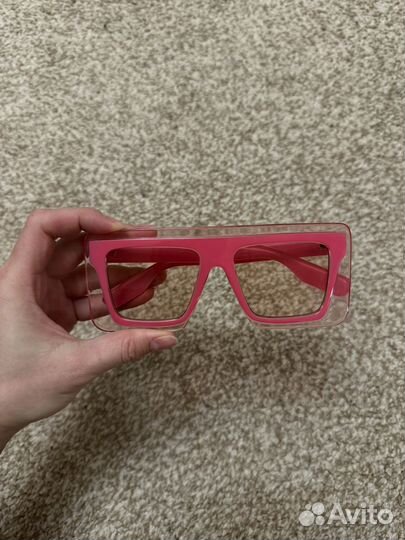 Солнцезащитные очки