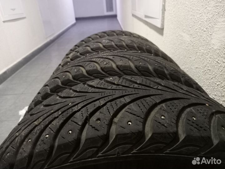 Sava Eskimo Stud 185/65 R15