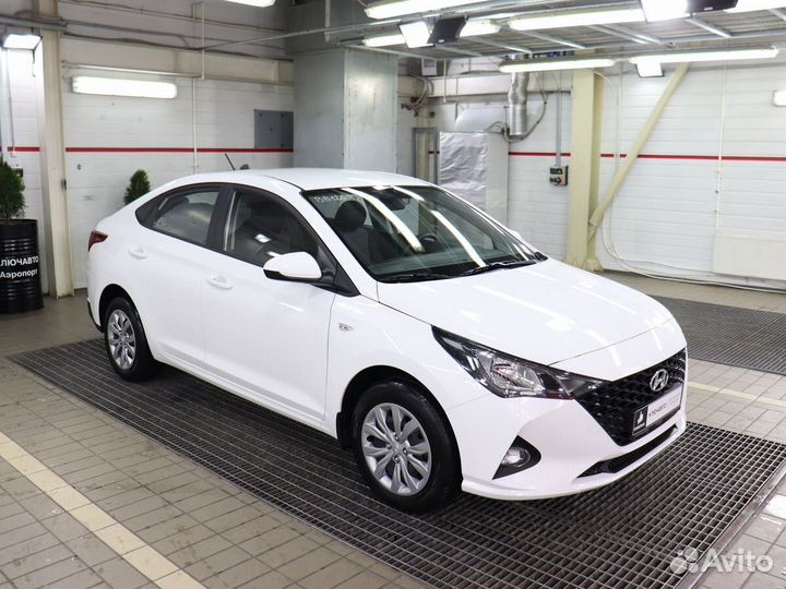 Hyundai Solaris 1.6 AT, 2021, 23 500 км