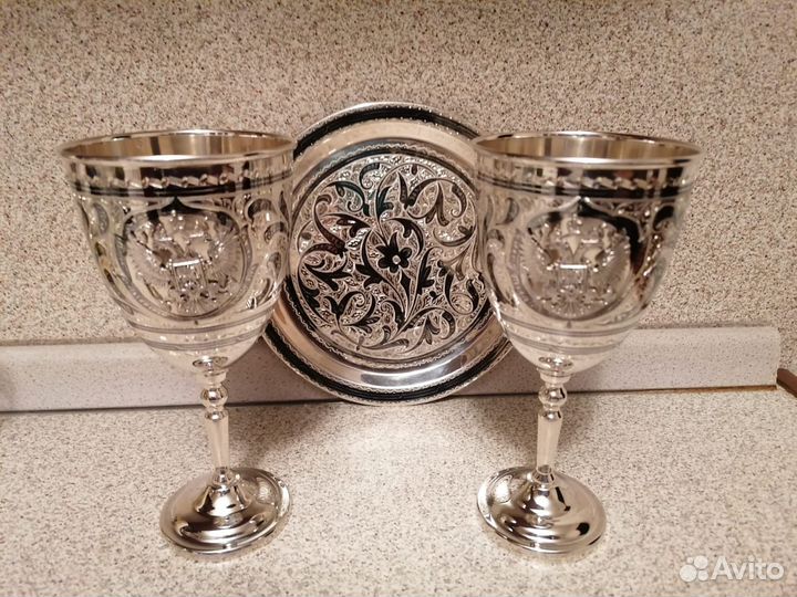 Серебряные фужеры с гербом