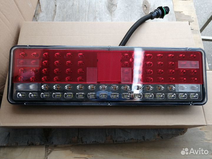 Задний фонарь на Камаз Маз LED указатель бегущий