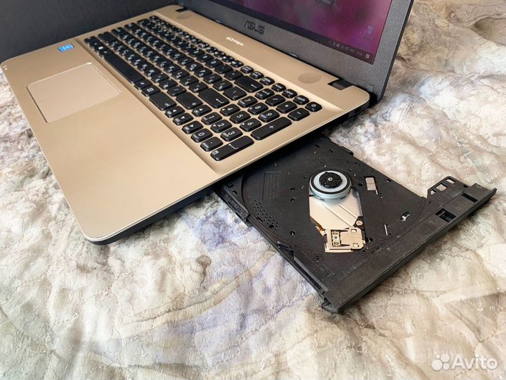 Ноутбук Asus X541NA 4 Ядра / SSD / Full-HD
