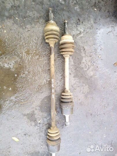 Приводной вал Mazda 323