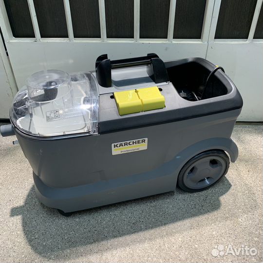 Моющий пылесос Karcher puzzi 10/1 (27607)
