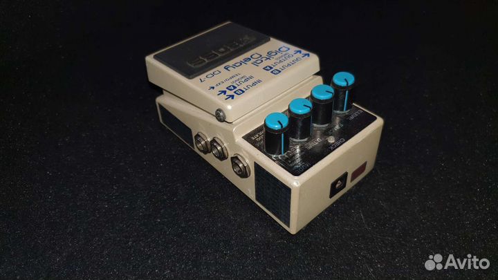 Педаль дилея Boss dd7