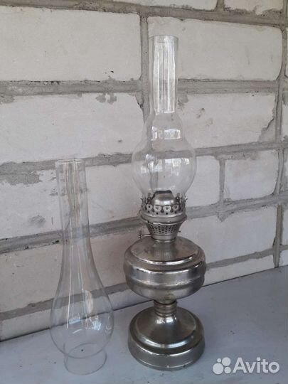 Лампа керосиновая