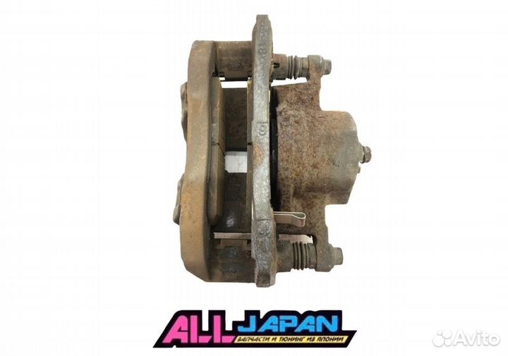 Тормозные суппорта переднее правое Honda Accord 8