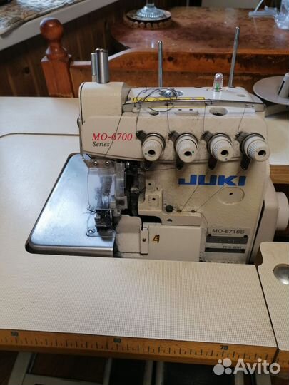 Оверлок промышленный juki