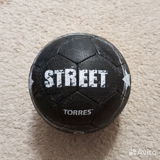 Футбольные мячи