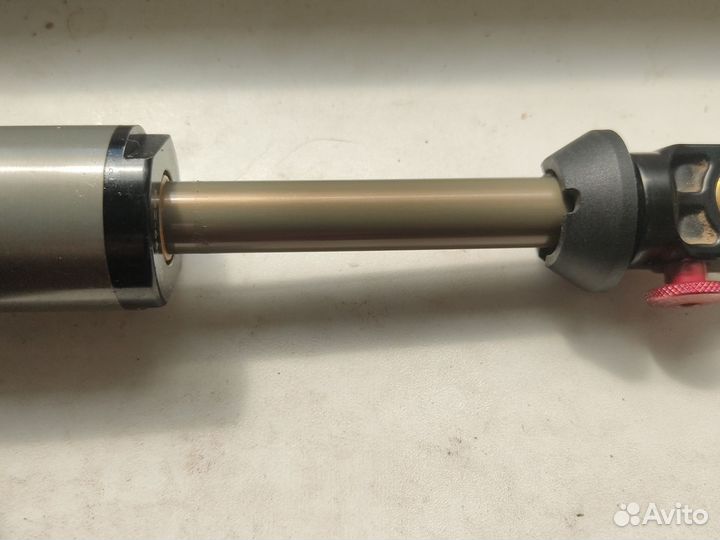 Амортизатор fox