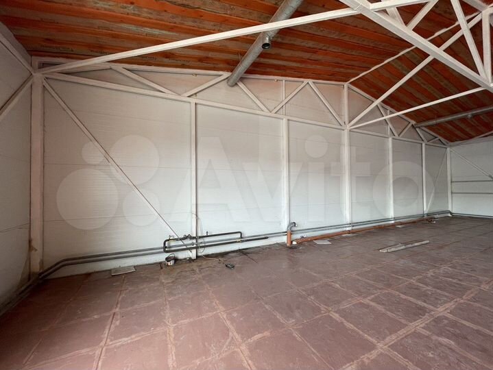 Сдам торговое помещение, 300 м²