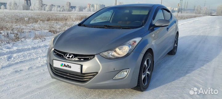 Hyundai Elantra 1.8 AT, 2012, 220 000 км