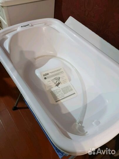 Пеленальный стол с ванночкой Selby