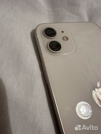 iPhone 12, 64 ГБ