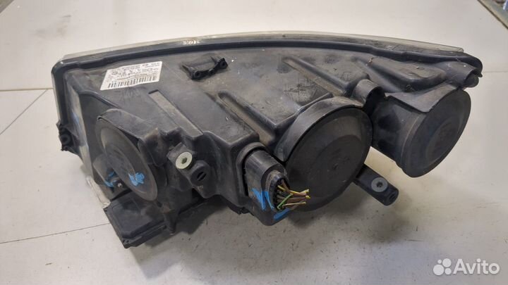 Фара (передняя) Skoda SuperB, 2013