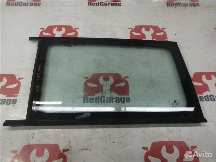 Стекло багажника заднее левое Ssang Yong Korando