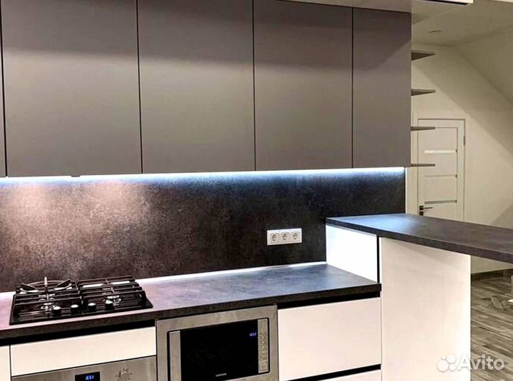 Кухонный гарнитур 