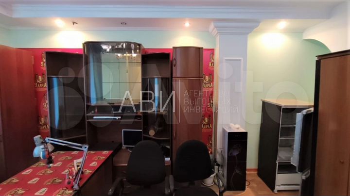 Офис 47м2 с мокрой точкой, мебелью и техникой (жил