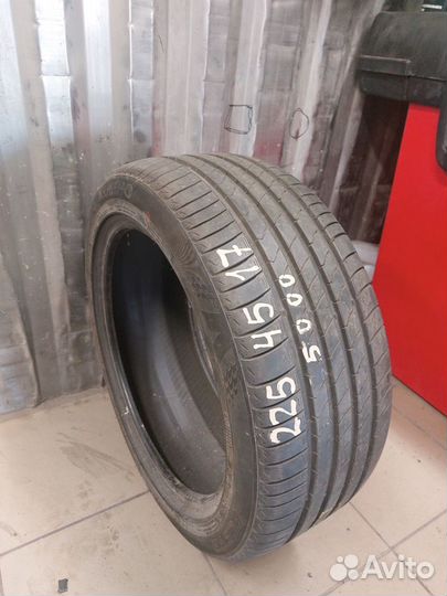 Kumho Ecsta HS51 225/45 R17 91W